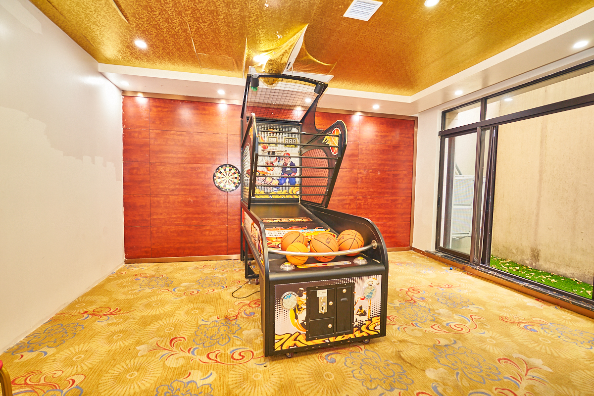 派场轰趴团建聚会馆+宝山美兰湖轰趴二店- 派场轰趴团建聚会场地预定